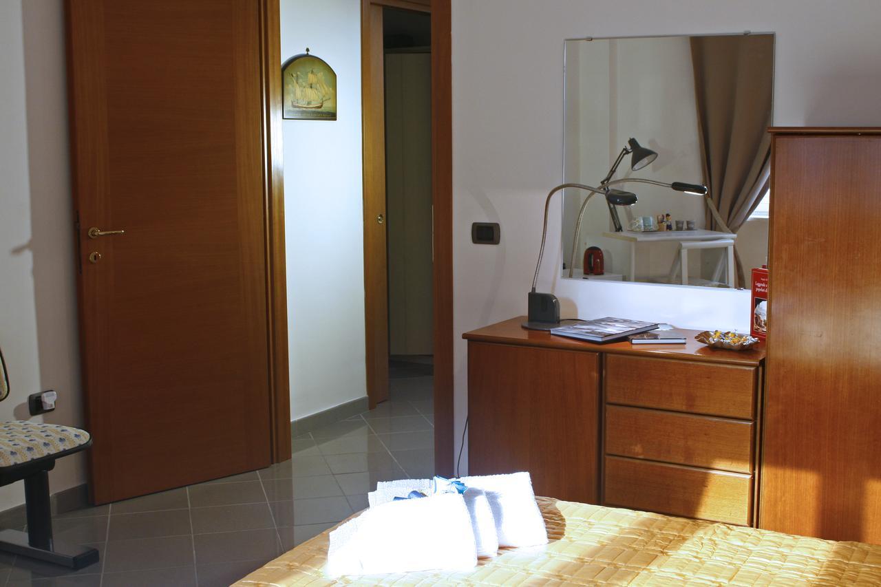 B&B Galileo Nápoles Exterior foto